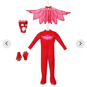 PJ Masks Owlette costume - almost new (with cape, mask, gloves)
